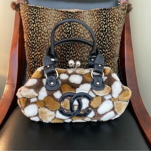 Unique fur unbranded fashion bag